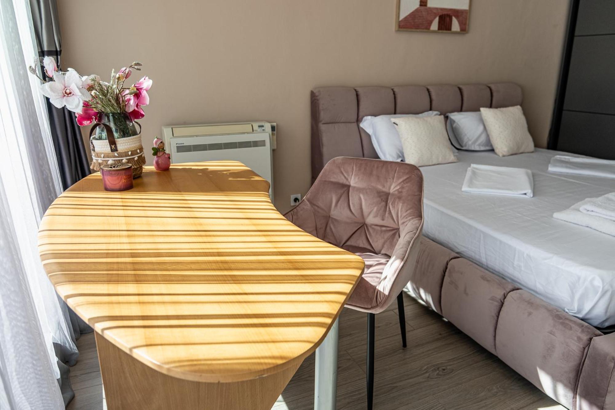 Black Sea Spacious 3br *