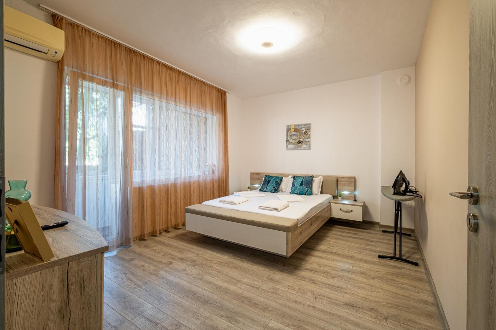 Apartament Black Sea Spacious 3br *